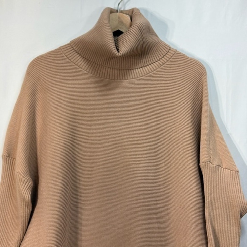 🦚 nwt turtleneck camel ribbed knit tunic style sweater: